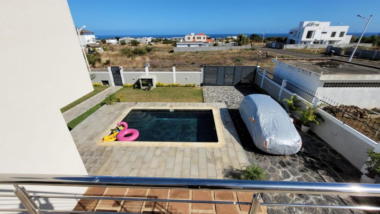 Coquette Villa Avec Piscine Flic-en-Flacq Exterior foto